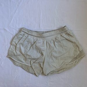 white lululemon hotty hot shorts